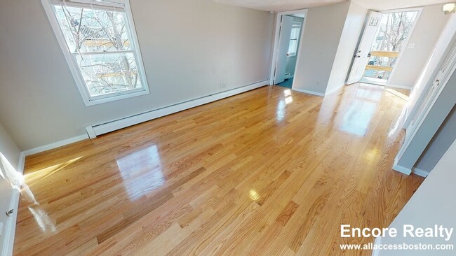 Building Photo - 27 Kelley Ct