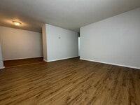 Building Photo - 421 Poplar Level Ct