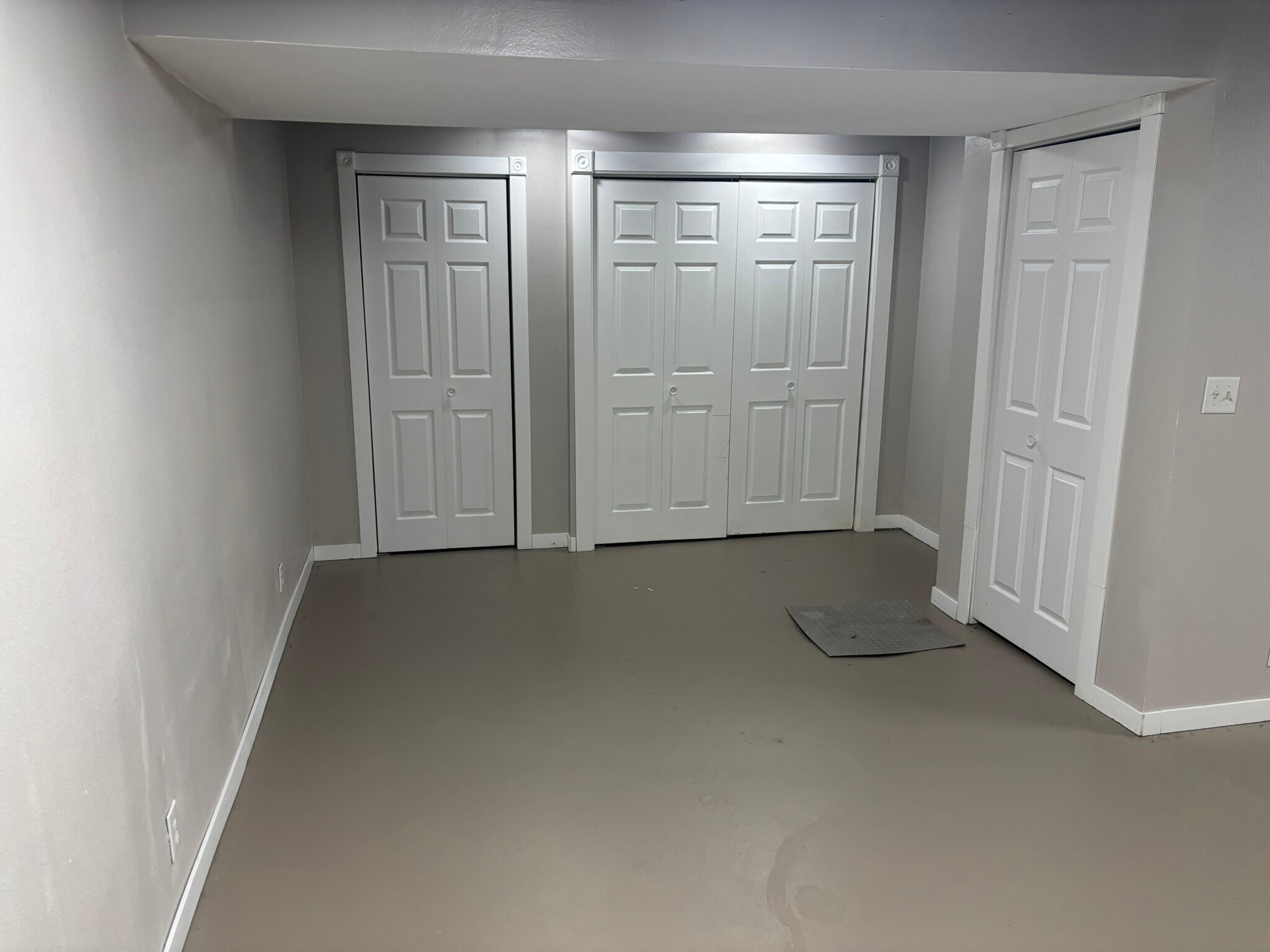 Building Photo - 5277 NW Torgerson Dr