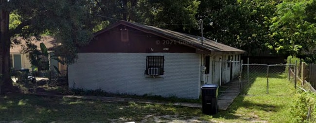 Primary Photo - 9410 N Brooks St