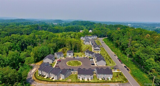 Building Photo - 37 Levy Pl