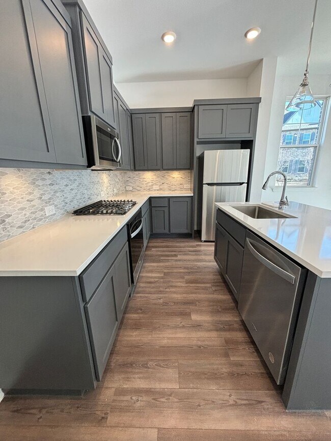 Building Photo - 4500 Ward St