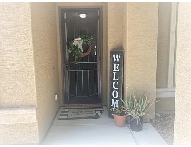 Building Photo - 11020 E Shepperd Ave