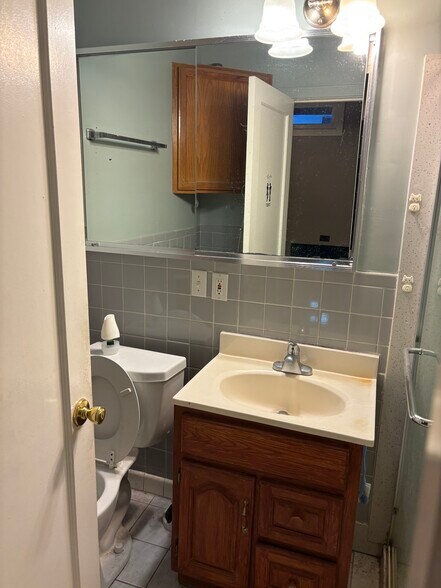 Building Photo - 1987 31st Ave