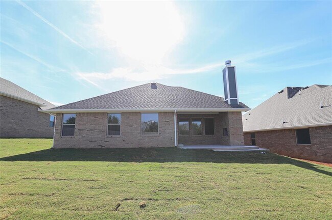 Building Photo - 8201 Mountain Oak Dr