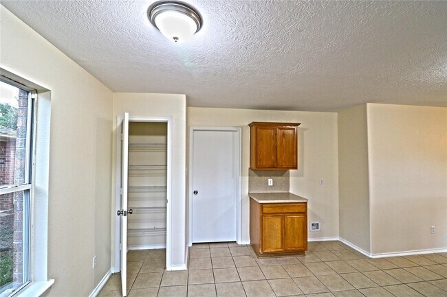 Building Photo - 4727 Ivy Meadow Ln