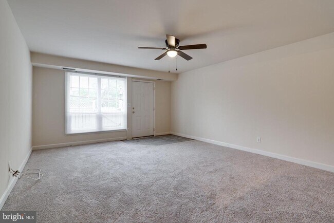 Building Photo - 1501 Van Dorn St