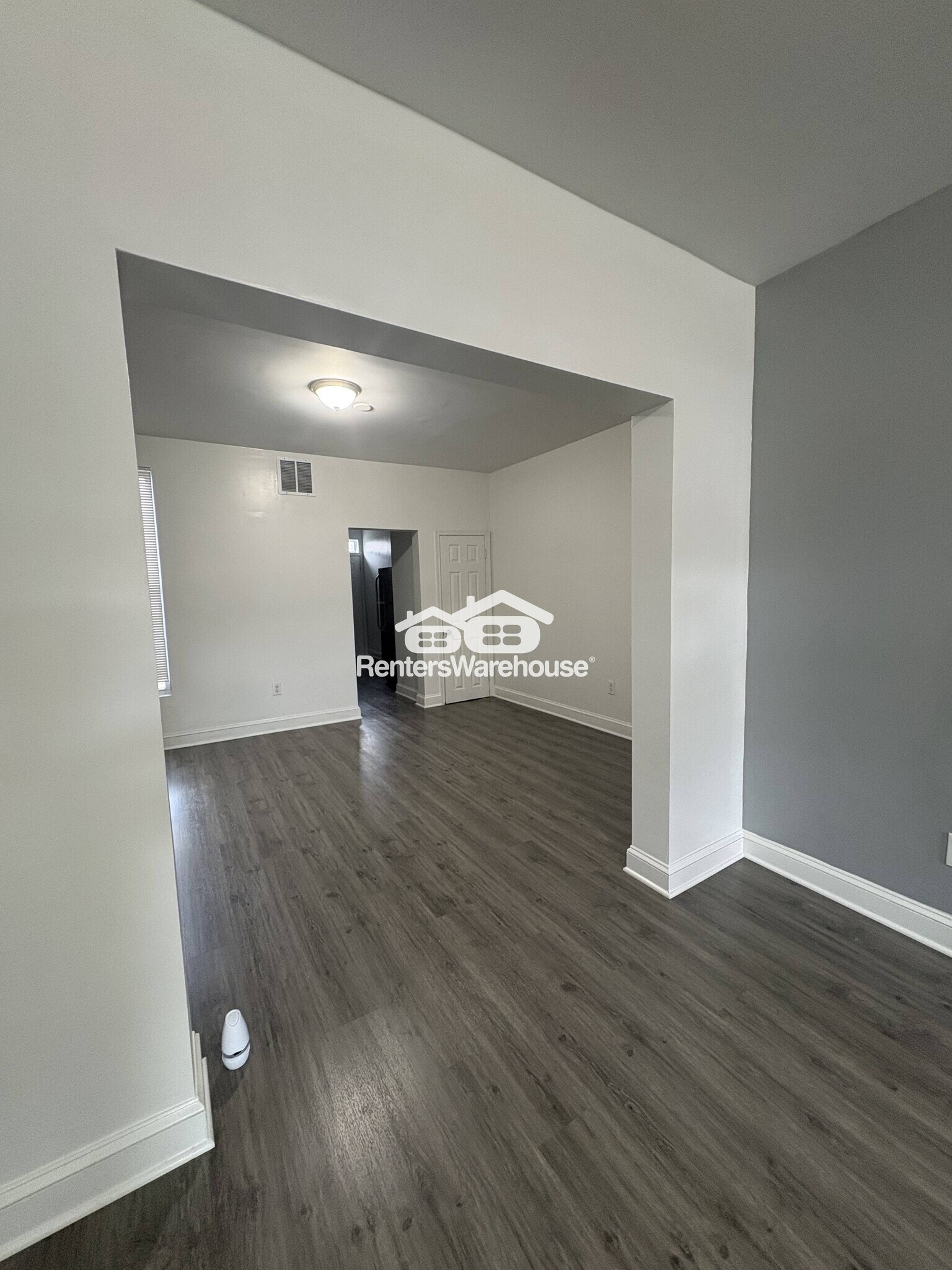 Building Photo - 2586 Edmondson Ave