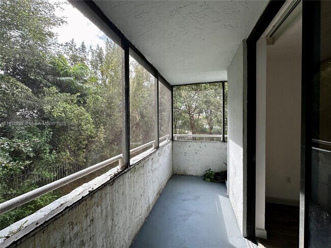 Building Photo - 8275 SW 152nd Ave