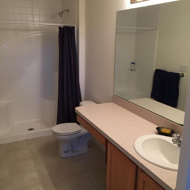 Building Photo - 6135 Quarry's Edge Ln