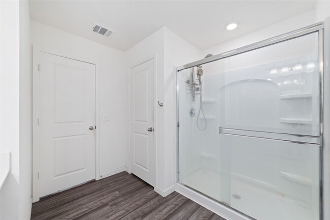 Building Photo - 1001 Wild Enclave Ln