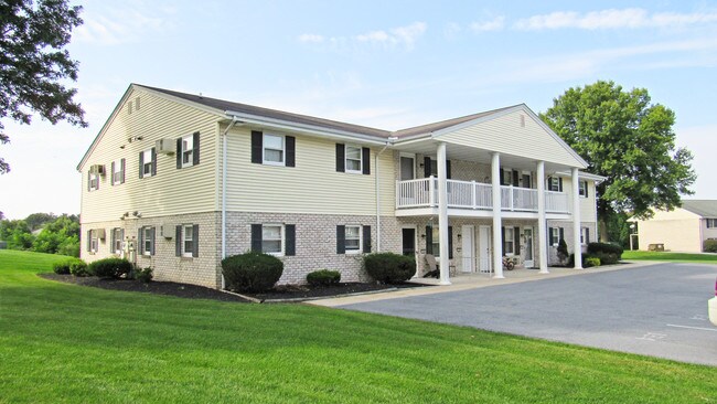 Colonial Apartments - Akron, PA | Apartment Finder