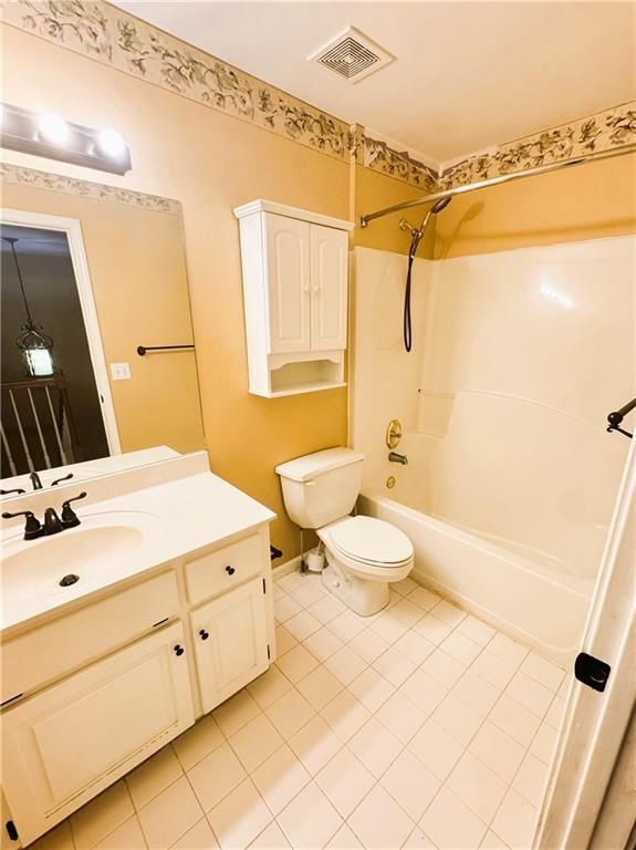 Building Photo - 2550 Wellsley Ln