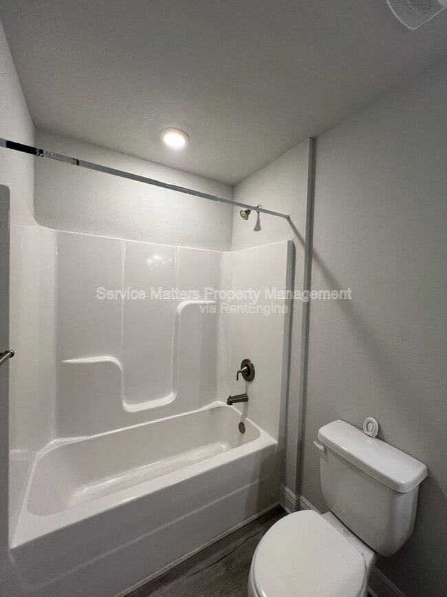 Building Photo - 5955 Parsonage Cir