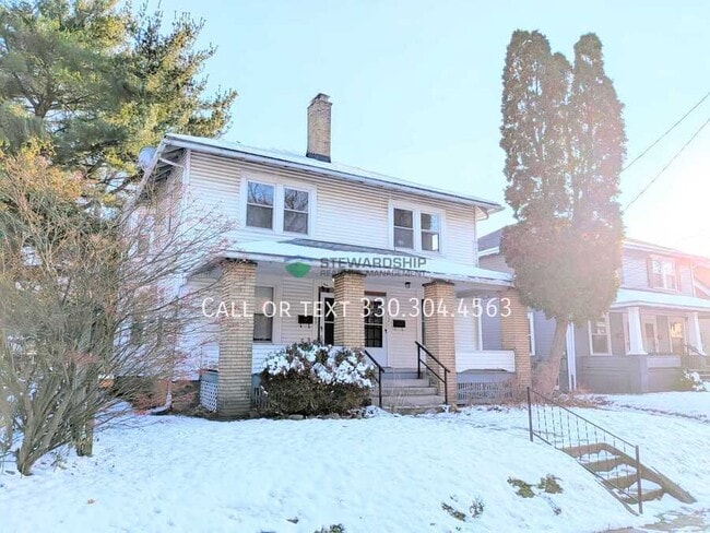 Building Photo - 1410 16th St NW