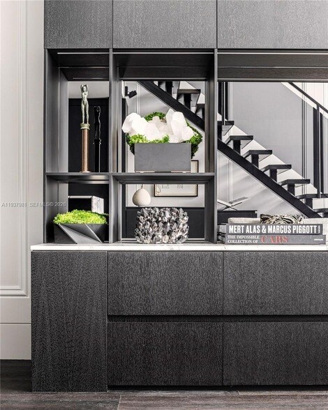 Building Photo - 1040 Biscayne Blvd