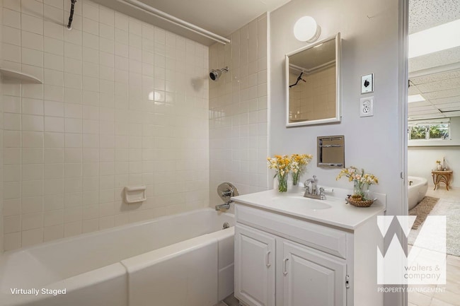 Building Photo - 701 S Milwaukee St