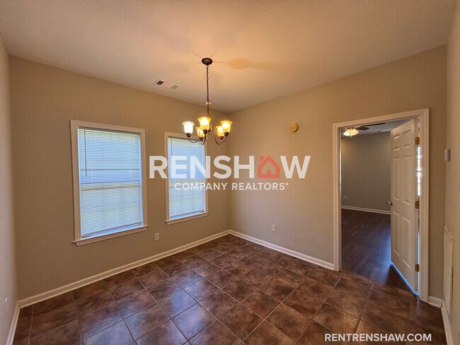 Building Photo - 152 Brighton Village Loop