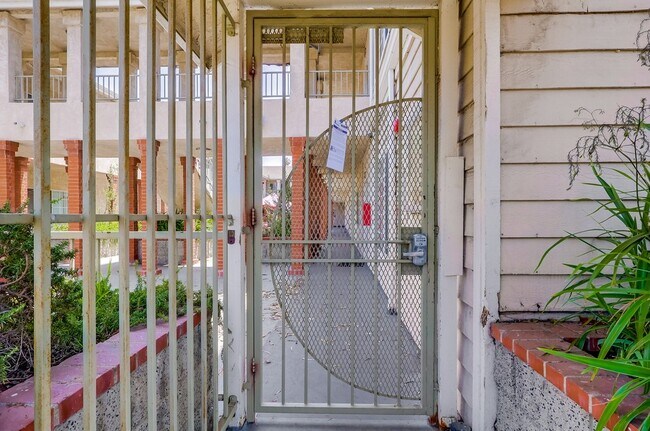 Secure Entry - Central Inglewood Life – Gated Living Near SoFi & Transit