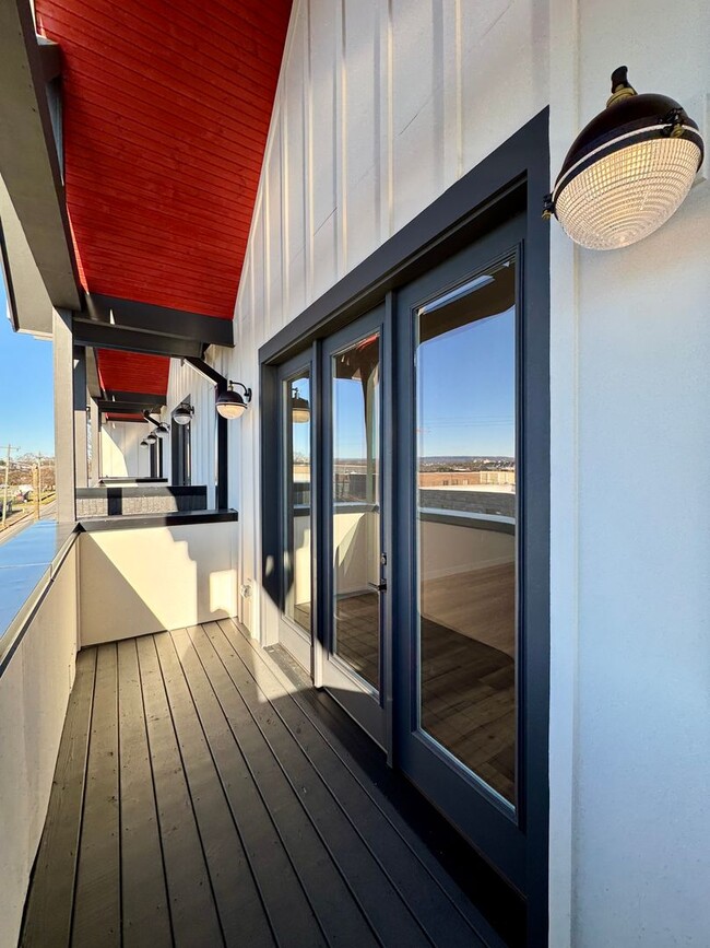 Building Photo - 1861 Zeta Way