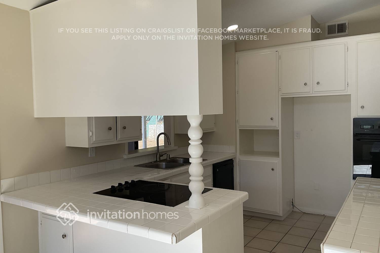 Building Photo - 1135 Erica St