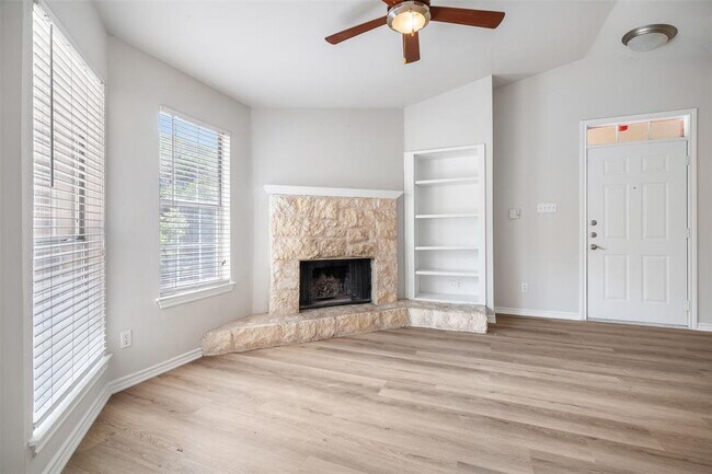 Building Photo - 6804 N Capital of Texas Hwy