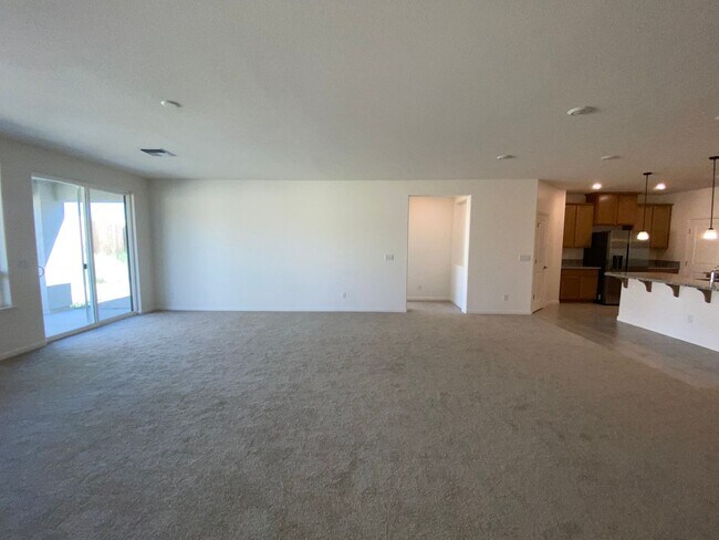 Building Photo - Built 2024 Spanish Springs Reno 5 Bedroom ...