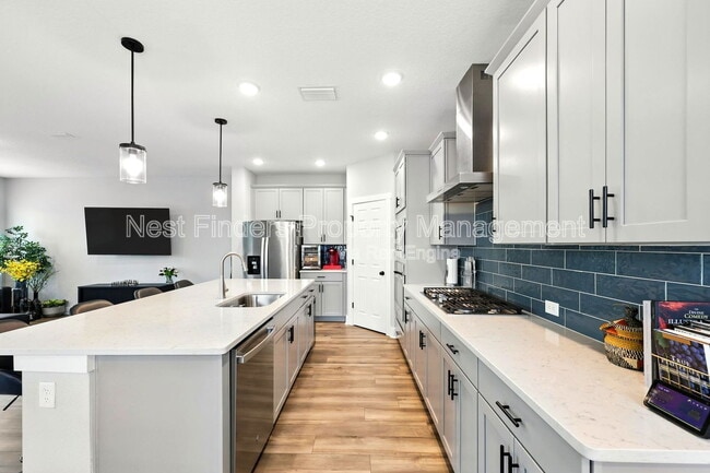 Building Photo - 9921 Element Rd