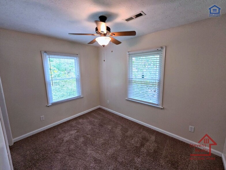 Building Photo - 54 Big Springs Cir