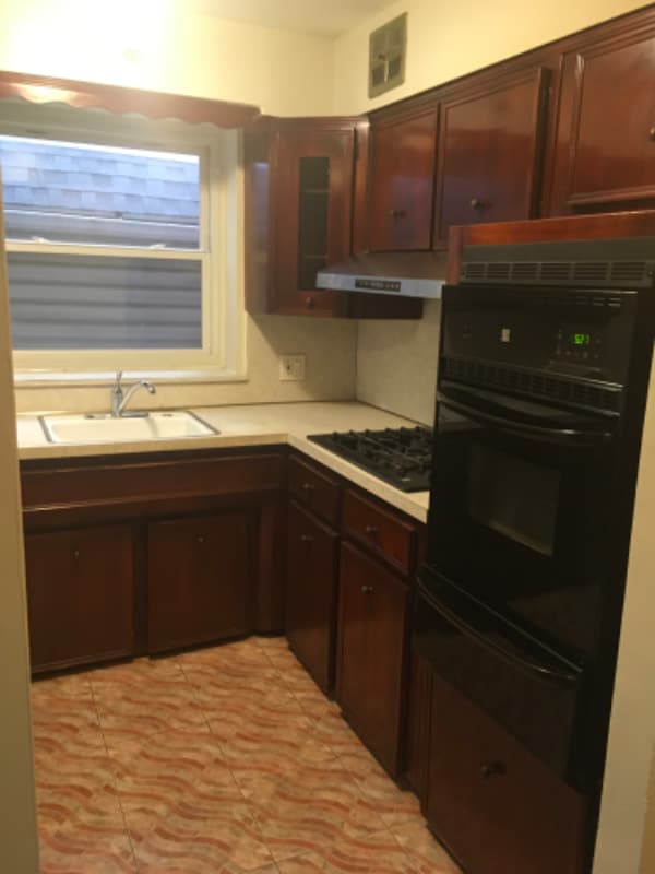 Building Photo - 1650 New York Ave