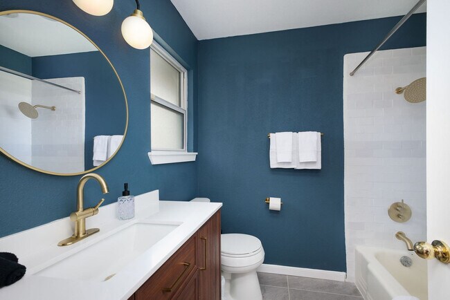 Building Photo - 6605 Countess Adria St