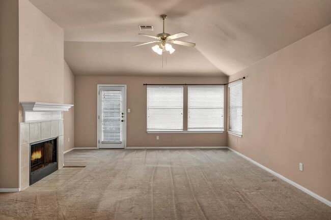 Building Photo - 5700 Lomita Verde Cir