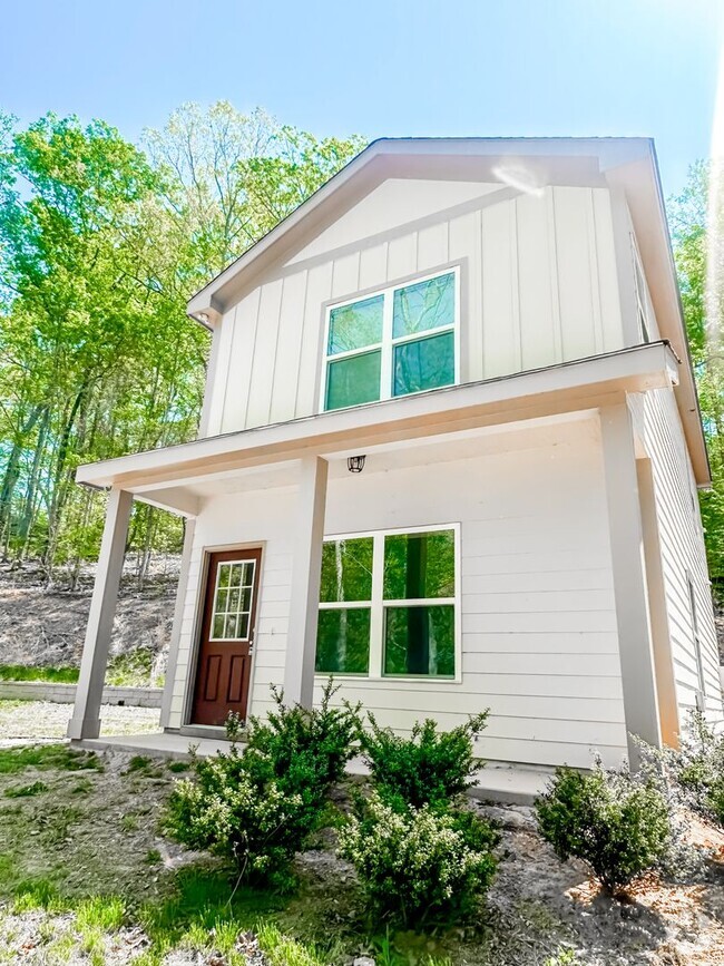 Building Photo - 2/2.5 Single Family Rental Home - Forsyth Co.