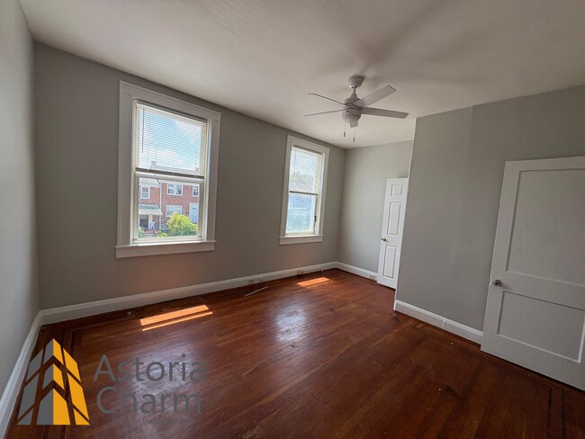 Building Photo - 2756 Pelham Ave