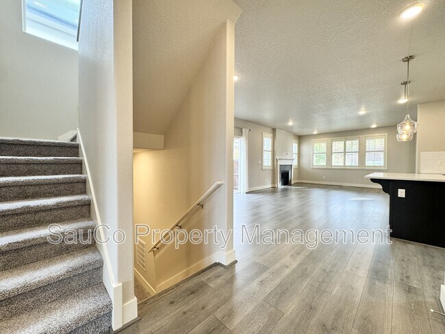 Building Photo - 14419 SW 168th Ave