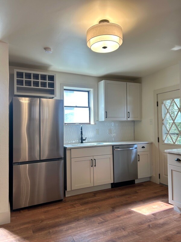 Building Photo - 114 Augusta St