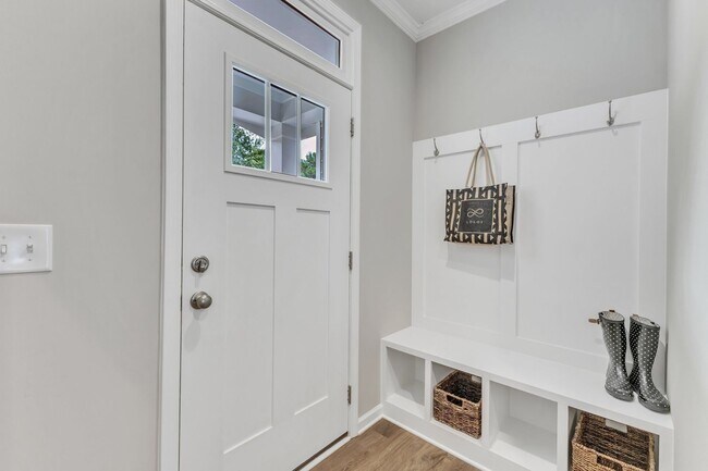Building Photo - 3/3.5 NC State Townhome Near Centennial Campus
