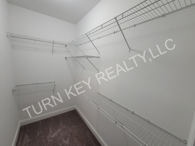 Building Photo - Home for rent in Gardendale