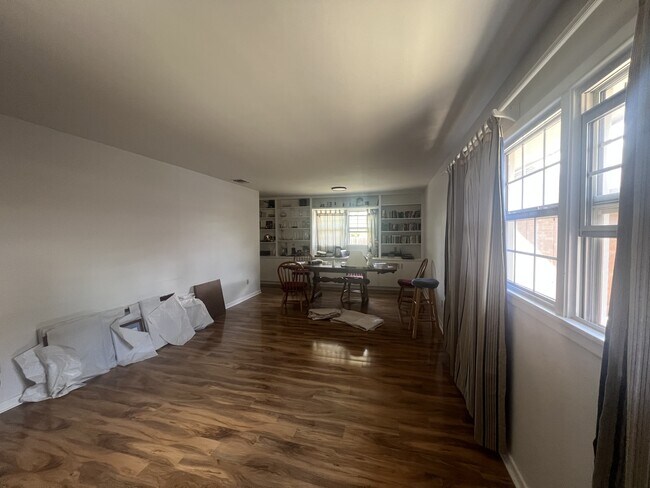 Building Photo - 3112 39th St