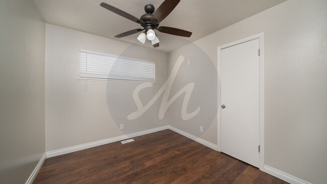 Building Photo - Charming Rancher in Stratmoor Valley