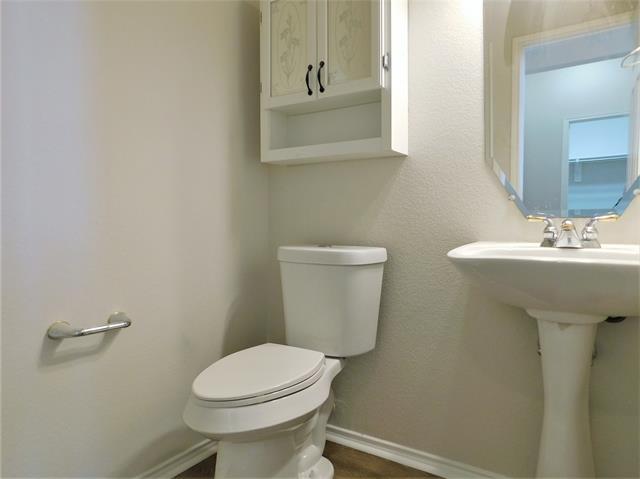 Building Photo - 6705 Alderbrook Dr