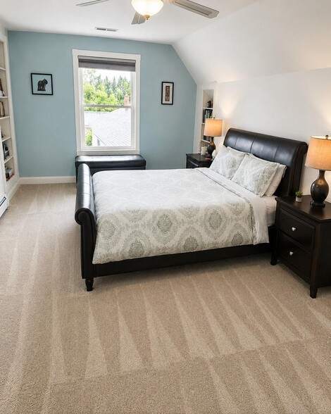 Primary Bedroom - 5 Horseshoe Ln