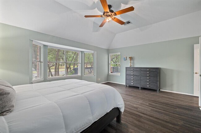 Building Photo - 8007 Weldon Springs Ct