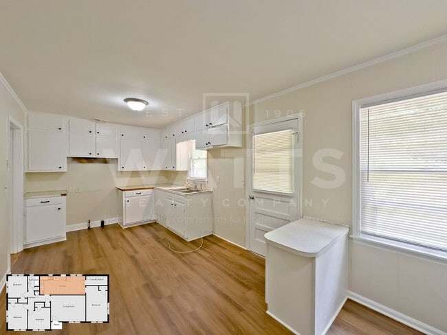 Building Photo - 4-Bedroom 1-Bath House in Killough Springs...