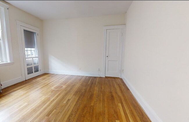 Building Photo - 126 Washington St