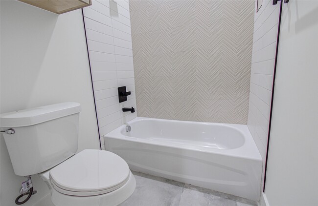 Building Photo - 4603 Edison St