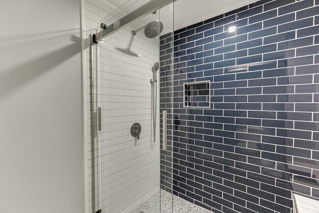 Building Photo - 6925 Fellowship Ln