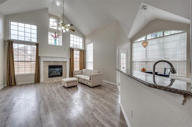 Building Photo - 9005 Crown Point Cir