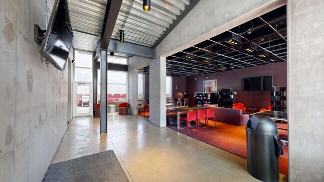 Building Photo - 1515 N Fremont St