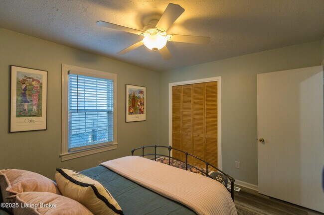 Building Photo - 720 Gheens Ave